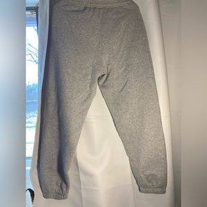 TNA boyfriend sweats size medium